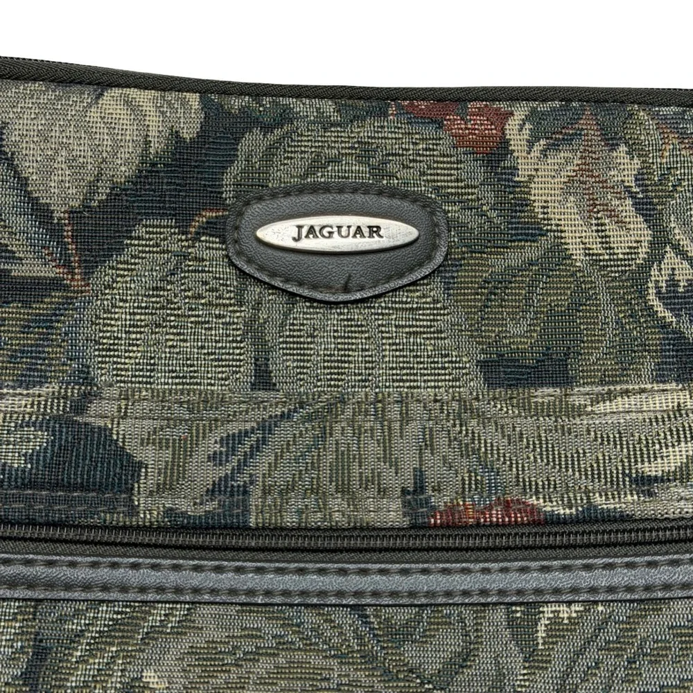 American Tourister good main